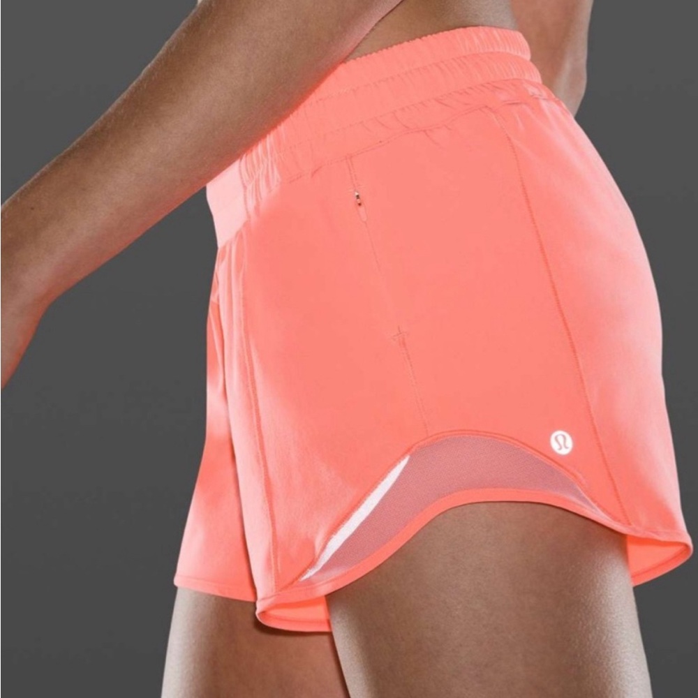 Lululemon Hotty Hot Shorts II Long 4" Size 4 in Sunset Color